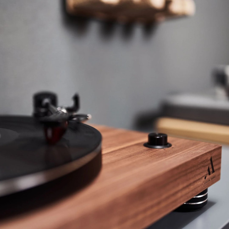 Argon Audio TT-4 Platenspeler - Walnoot Fineer