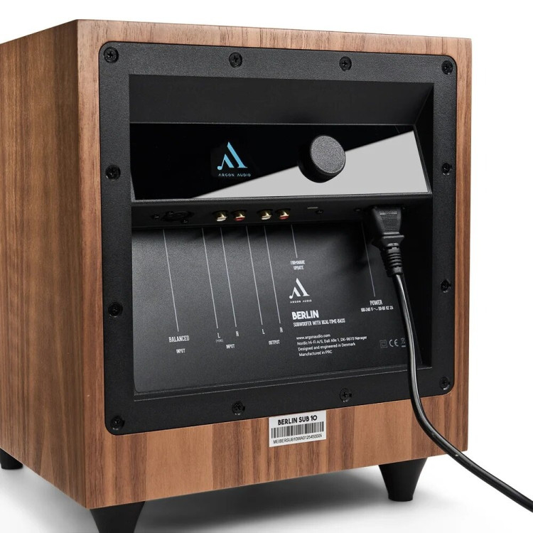 Argon Audio Berlin SUB 10 - Walnoot Fineer Argon Audio Berlin SUB 10 - Walnoot Fineer