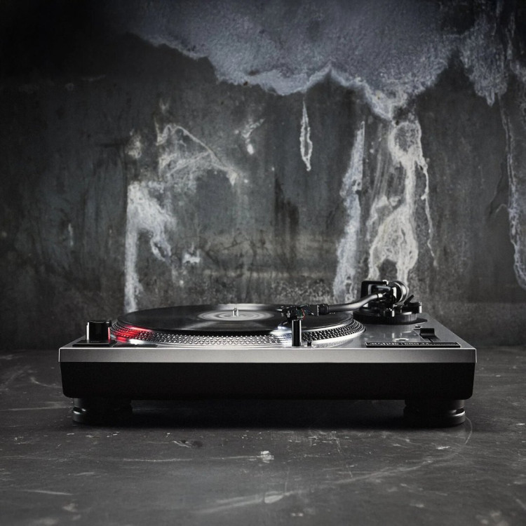 Vestlyd PRO T1 Turntable - Silver Vestlyd PRO T1 Turntable - Silver